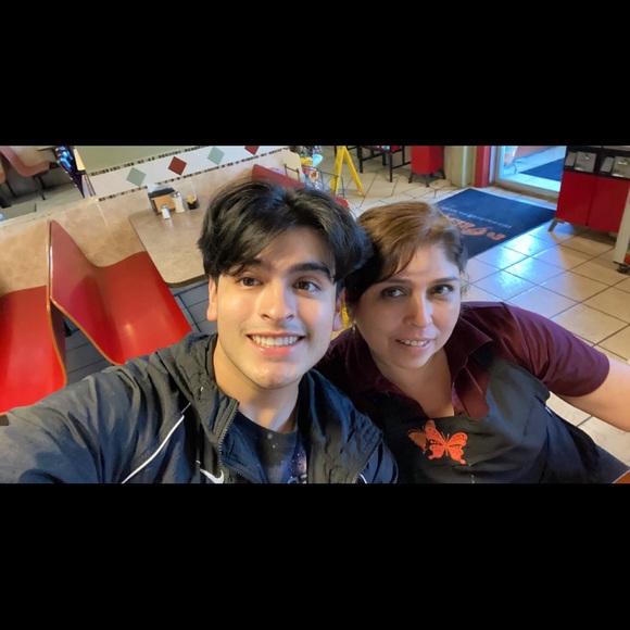 Meet your Posher, John - Picture 1 of 1